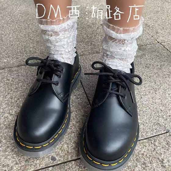 Dr Martens低幫三孔經典AlRWlR